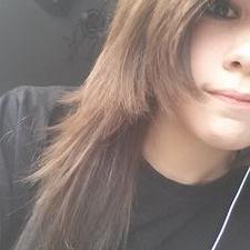 Profile Picture of Mel Peace (@AwkwardTurtleMo) on Twitter