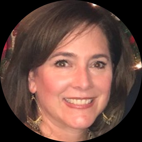 Profile Picture of Christina Brunk (@christinabrunk) on Poshmark