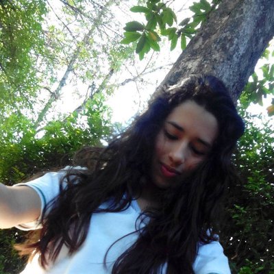 Profile Picture of Lizeth Sanchez (@lizethsanchez31) on Twitter