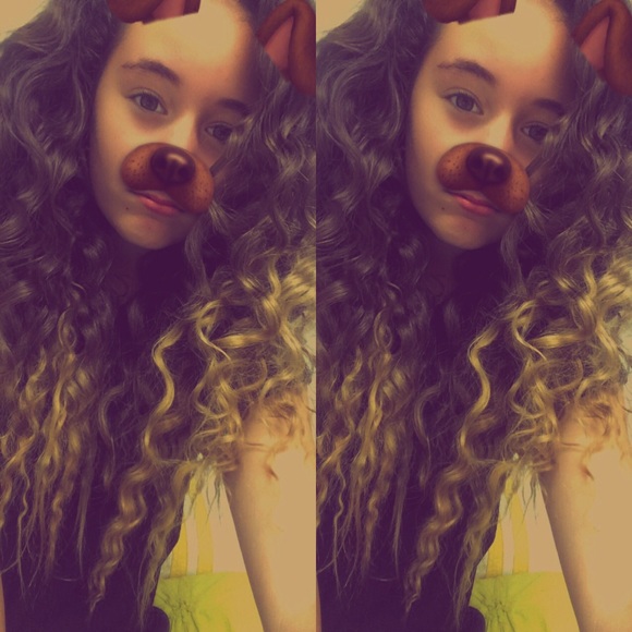 Hannah Undercuffler - Poshmark Profile Picture of Hannah Undercuffler (@hannahunder) on Poshmark