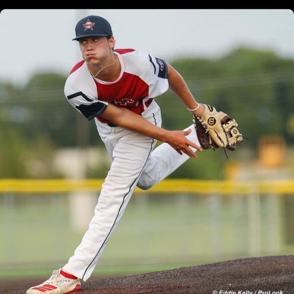 Profile Picture of Carson Babb (@carsonbabb12) on Poshmark
