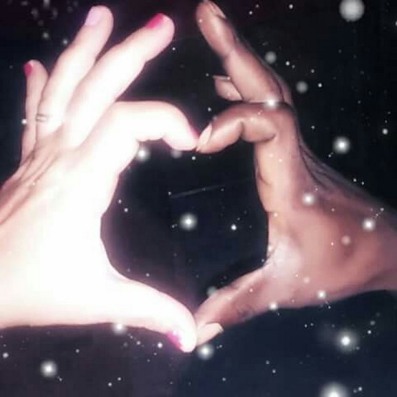 Profile Picture of Alice Anderson (@andersons8477) on Poshmark