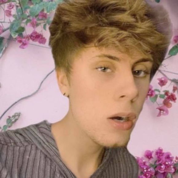 Profile Picture of Andrew Vincik (@vincikandrew) on Poshmark