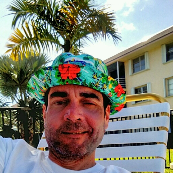 Profile Picture of Tim Kramer (@tkstack) on Poshmark