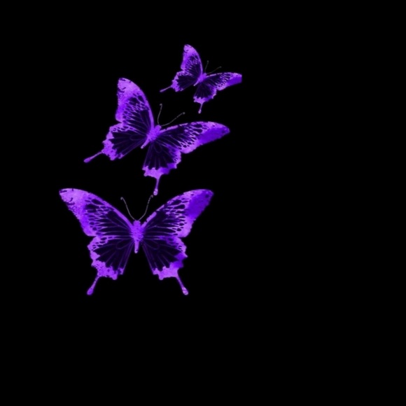 Naomi Samuel - Poshmark Profile Picture of Naomi Samuel (@mos21samuel) on Poshmark