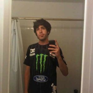 Profile Picture of Chris Kirkland (@nazitransvestiteeskimo) on Myspace