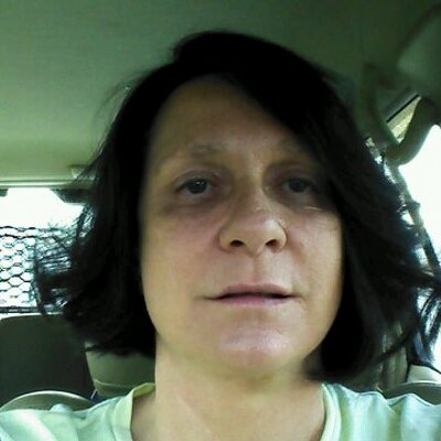 Profile Picture of Sharon Enoch (@S13192696) on Twitter