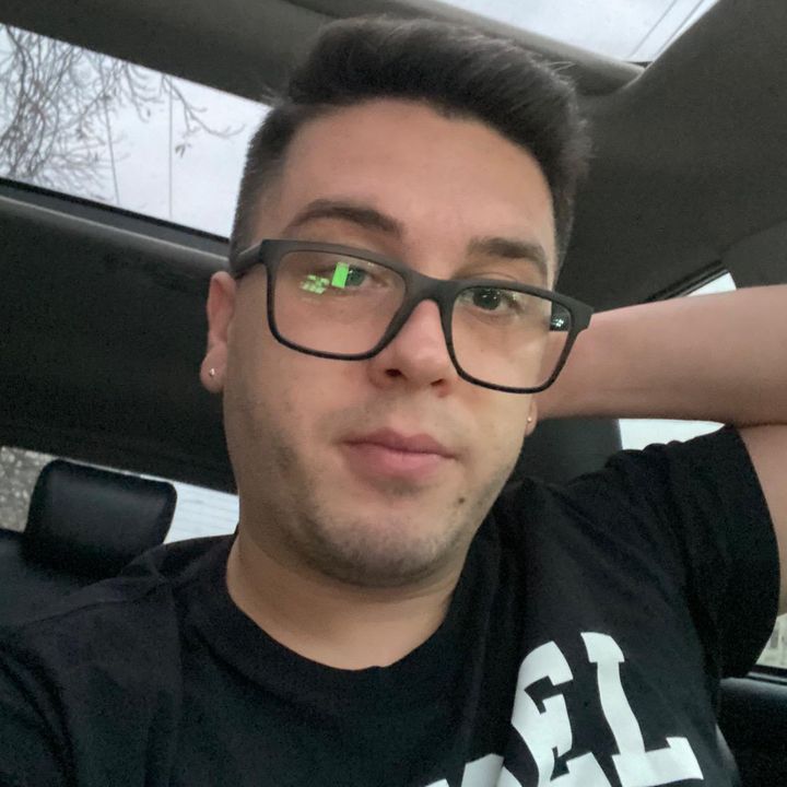 Profile Picture of Алекс Розенфельд (@@alexrosenfeld2) on Tiktok