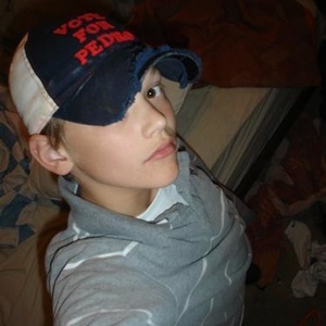Profile Picture of Carter Tompkins (@deadpeopledie) on Myspace