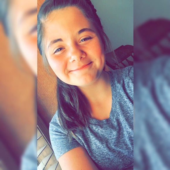 Profile Picture of Alex Schmeltzer (@aschmeltzer03) on Poshmark