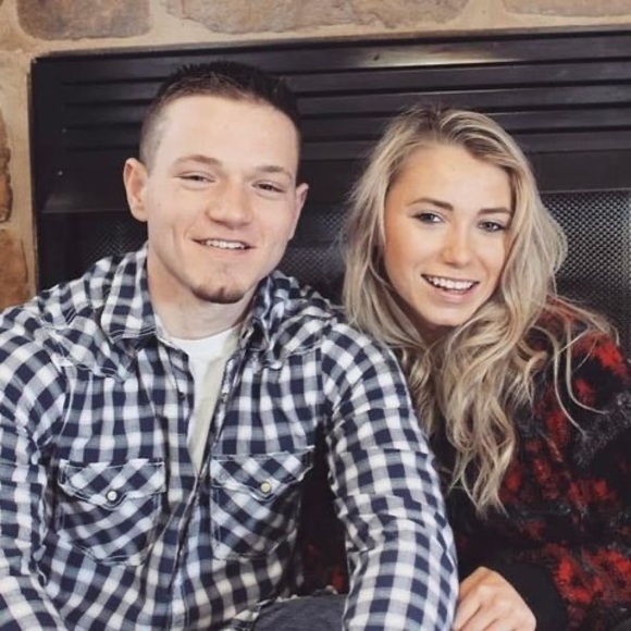 Profile Picture of Kaylee Evrard (@kayleeevrard) on Poshmark