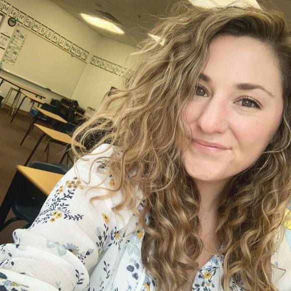 Devyn Mack - Poshmark Profile Picture of Devyn Mack (@devmackxo) on Poshmark