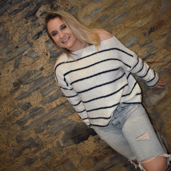 Profile Picture of Makayla Jolly (@makaylajolly02) on Poshmark
