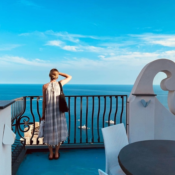 Emma Saccone - Poshmark Profile Picture of Emma Saccone (@thriftedemmina) on Poshmark