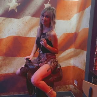 Profile Picture of Crystal Tait (@crystal_tait) on Instagram