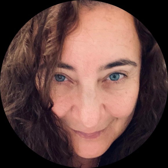 Silvana Mautone - Poshmark Profile Picture of Silvana Mautone (@silvanamautone) on Poshmark