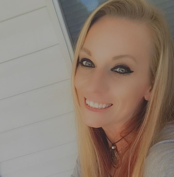 Profile Picture of Kortni Luckadoo (@kluck0318) on Poshmark