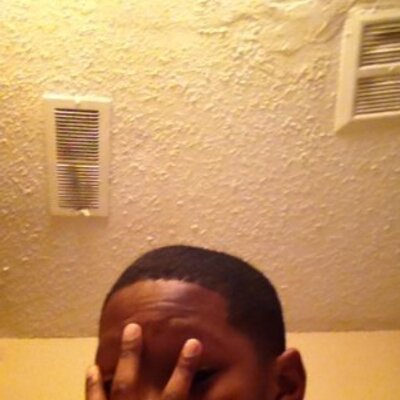 Profile Picture of Derrick Wiggins (@Derrickfresh102) on Twitter