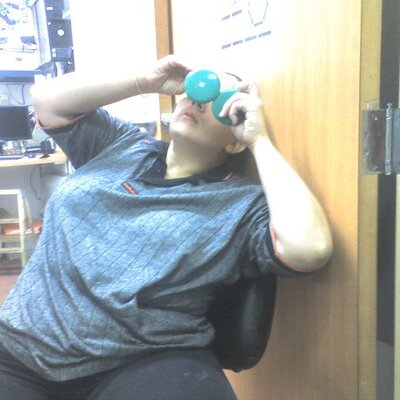 Profile Picture of Jeannette Roberts (@alwaysbedsofros) on Twitter