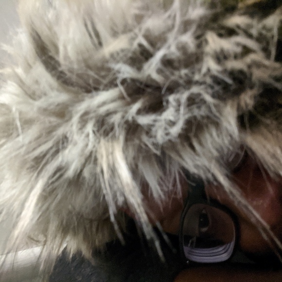 Profile Picture of Lois Stanislaus (@khaaironoelle) on Poshmark