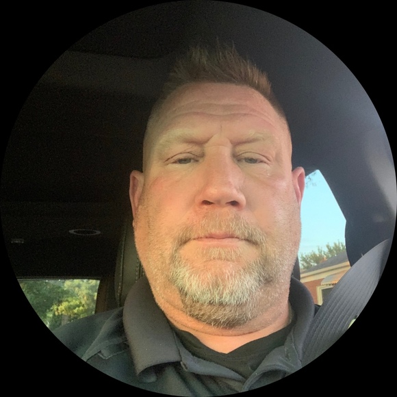 Profile Picture of Michael Oneill (@moneill1414) on Poshmark