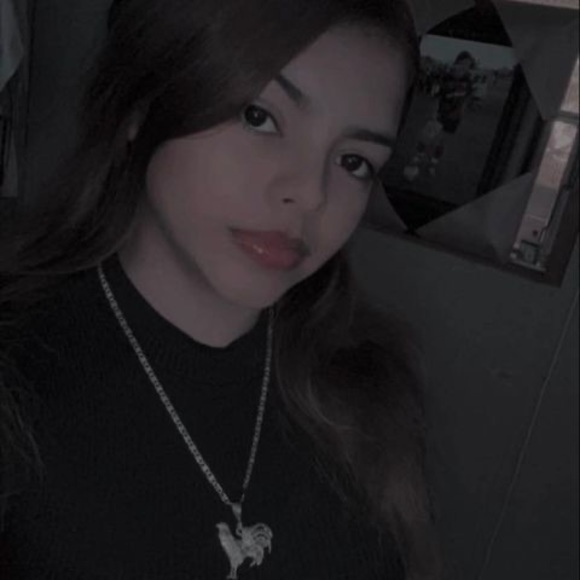 Profile Picture of Marilyn Gonzalez (@marilyn1monroe) on Poshmark