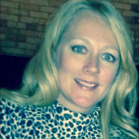 Profile Picture of Nancy Rutkowski (@nancyrut) on Poshmark