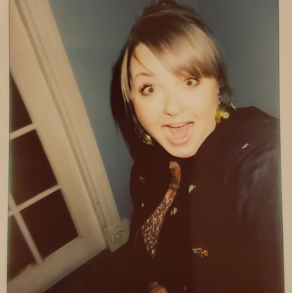 Profile Picture of Anna Ruhland (@annajoyce88) on Poshmark