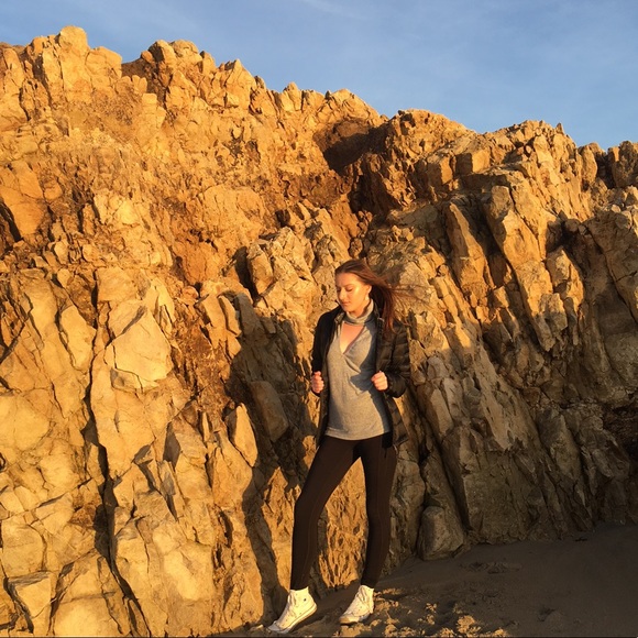 Adrianna Armanino - Poshmark Profile Picture of Adrianna Armanino (@aarmanino) on Poshmark