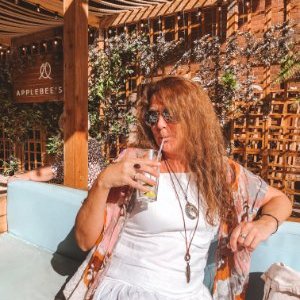 Profile Picture of Amanda Jane Stratton (@AmandaJaneStra1) on Twitter