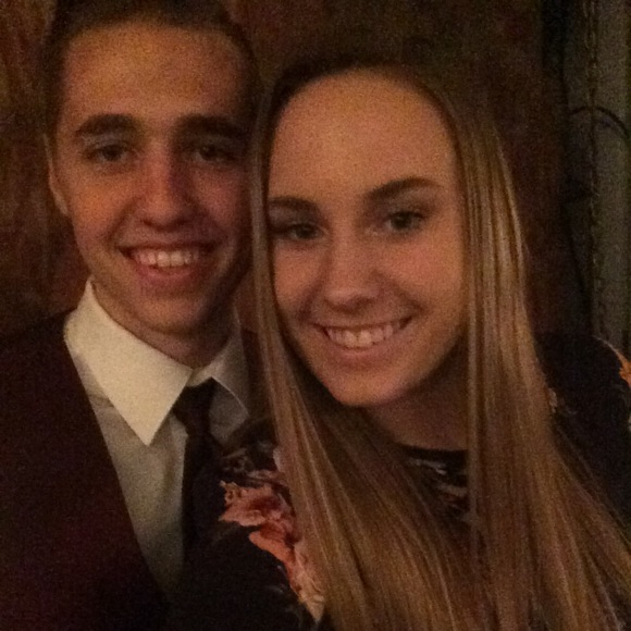 Profile Picture of Abby Decker (@abbydecker24) on Poshmark