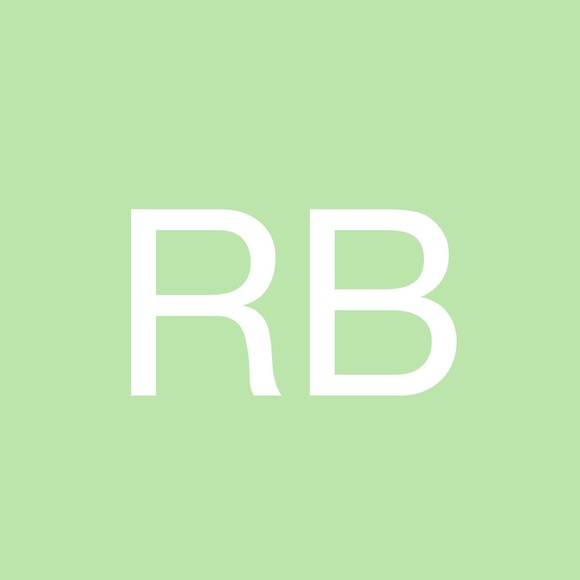 Profile Picture of Robert Buonanno (@bobbybuonanno) on Poshmark