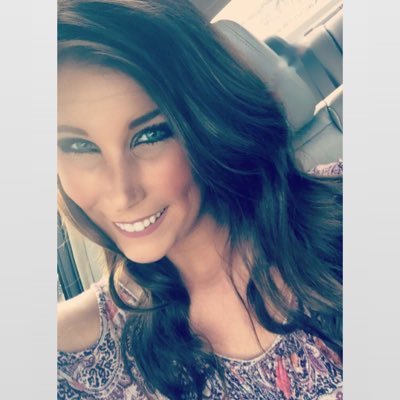 Profile Picture of Katherine Settle (@Kittyykat6) on Twitter