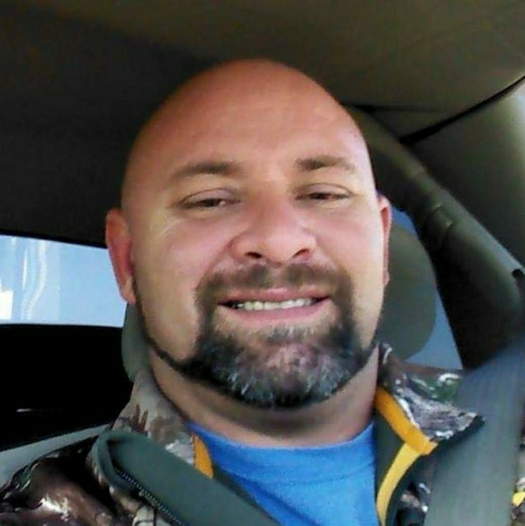 Profile Picture of Steven Whittemore (@steven714) on Poshmark