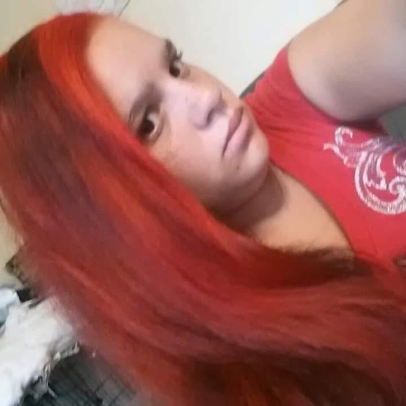 Profile Picture of Cherokee Smith (@cherokeesmit788) on Poshmark