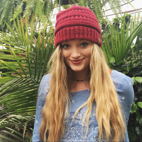 Profile Picture of Alexandra Buley (@buleya) on Poshmark