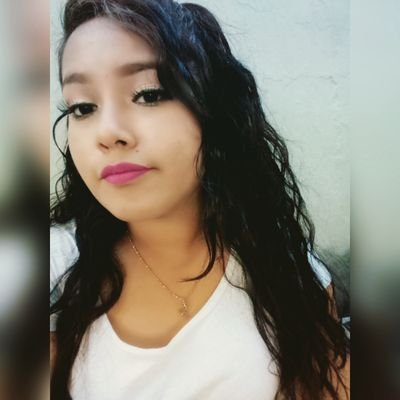 Profile Picture of DianaRood15 (@DianaRood15) on Twitter