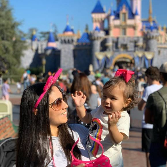 Profile Picture of Cata Consuegra (@cconsuegra) on Poshmark