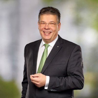 Profile Picture of Peter Valentin (@FinDiMa) on Twitter