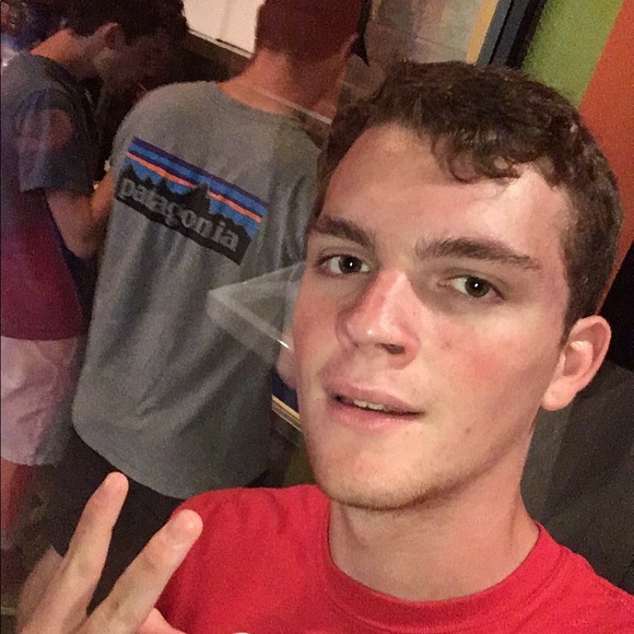 Profile Picture of Luke Buzzard (@lotsofbuzz) on Poshmark