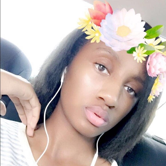 Profile Picture of Tierra Kimbrough (@tierra_02) on Poshmark