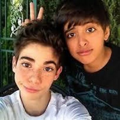 Profile Picture of Karan Brar (@JessieFansOffic) on Twitter