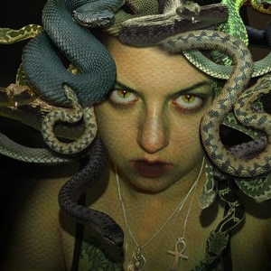 Eileen Hall - Myspace Profile Picture of Eileen Hall (@aka_cinnabat) on Myspace