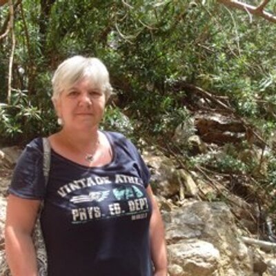 Profile Picture of Dawn Tupper (@reddy1blue) on Twitter