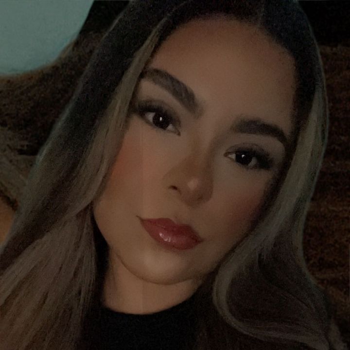Profile Picture of reynalucero🍓✨ (@reynaluceroooo) on Tiktok
