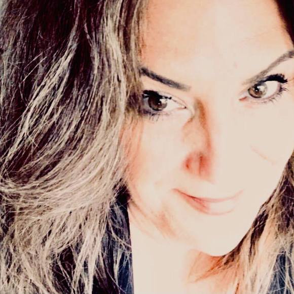 Profile Picture of Andrea Thilo (@andreat65) on Poshmark