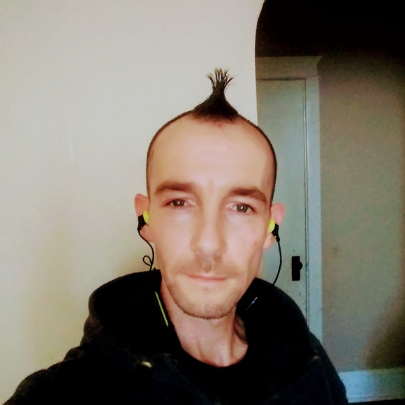 Profile Picture of Adam Mcinnis (@deathshead28) on Poshmark