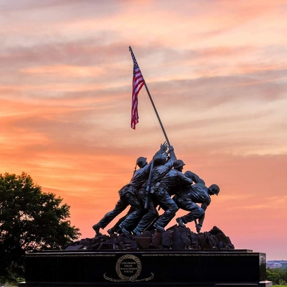 Profile Picture of Crys Spaugh (@squirrel0121) on Poshmark