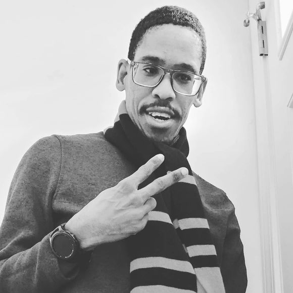 Profile Picture of Joseph Willoughby (@teamapple90) on Poshmark