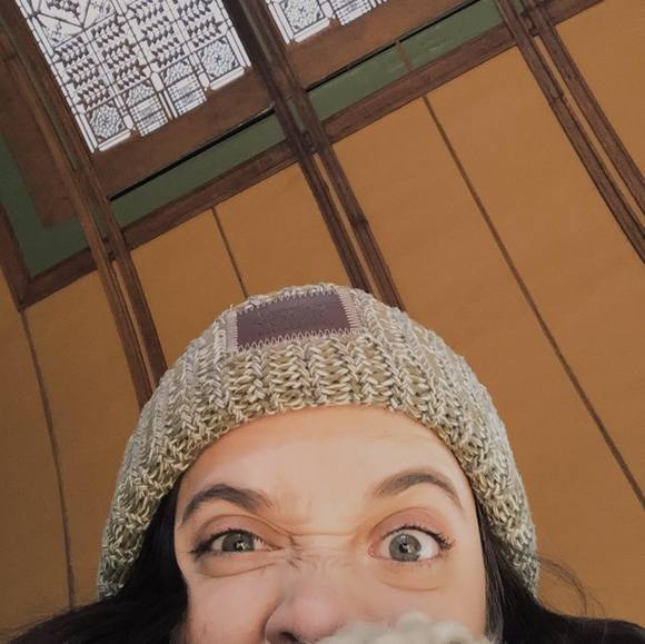 Profile Picture of Kelsey Simon (@ksimon199) on Poshmark